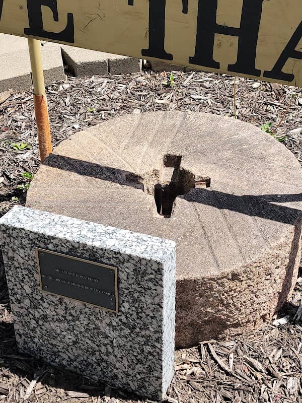 Millstone Plaza - Image 1