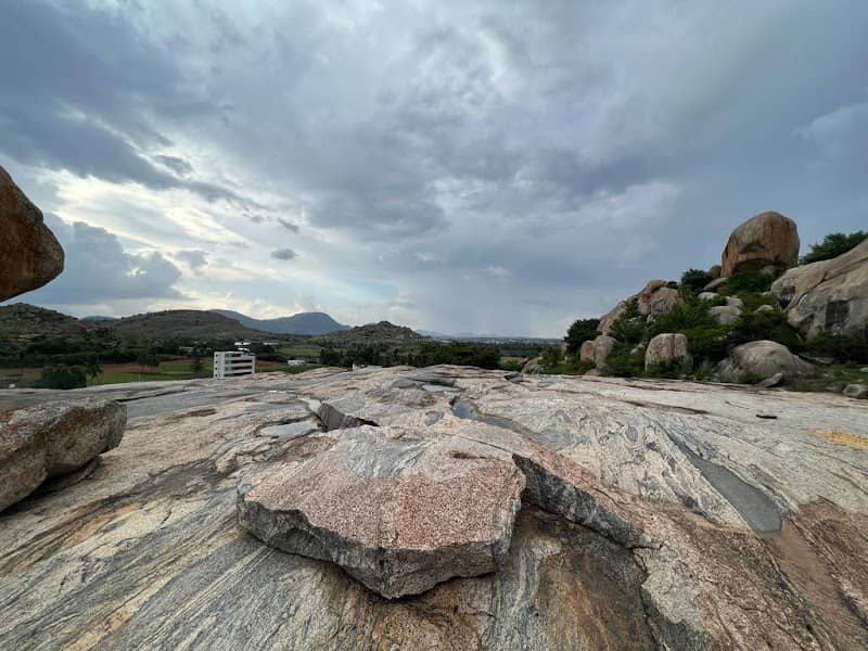 Avathi Gudda Viewpoint - Image 1