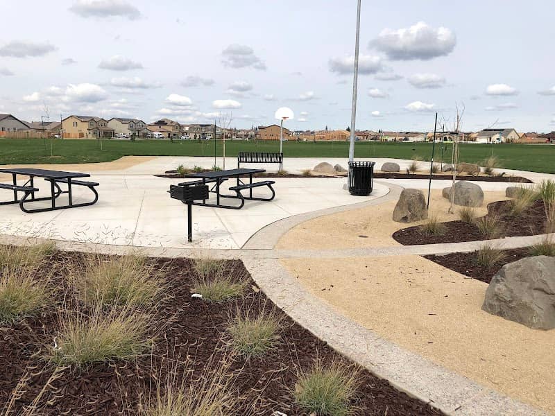 Evans Estates Park - Image 2