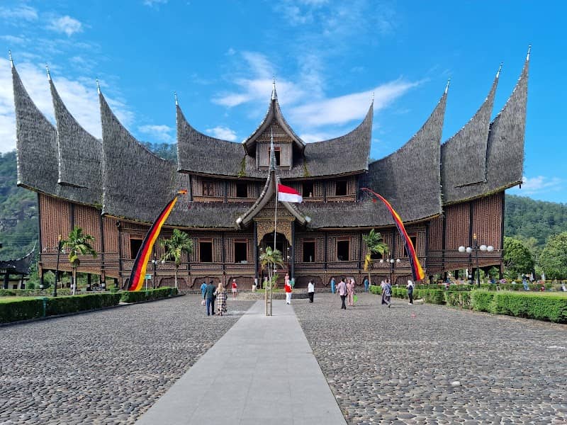Istano Basa Pagaruyung - Image 1