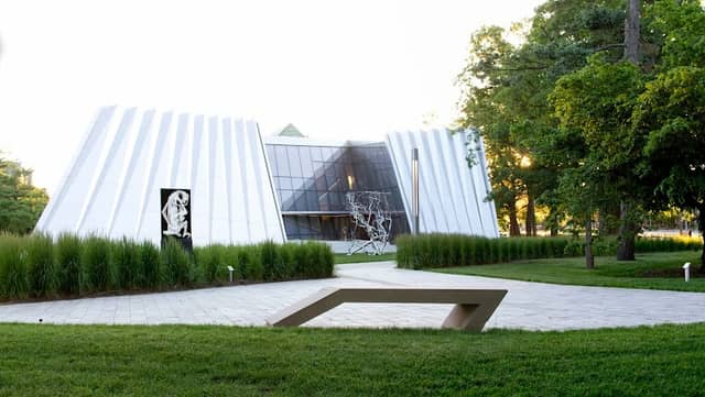 Eli and Edythe Broad Art Museum - Image 3