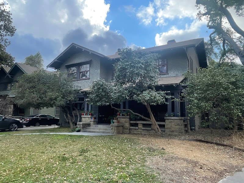 Lorraine House (BTTF) - Image 1