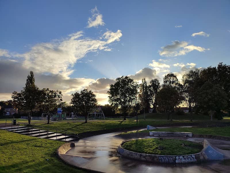 Duchess of Hamilton Park - Image 2