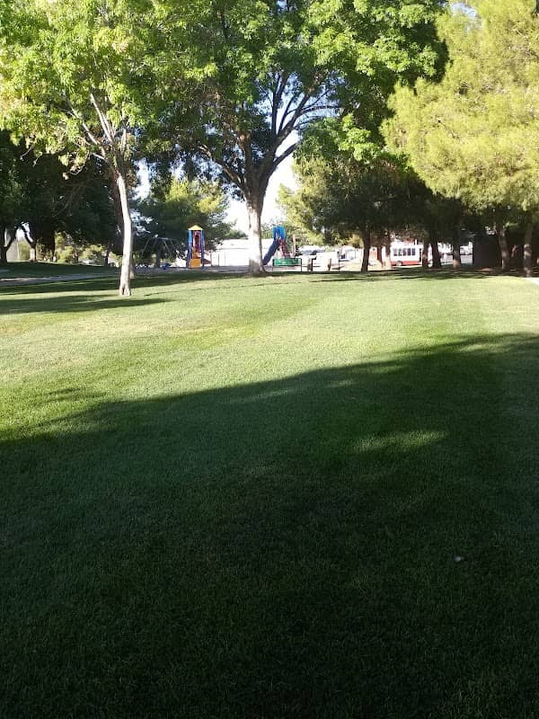 Del Prado Park - Image 1