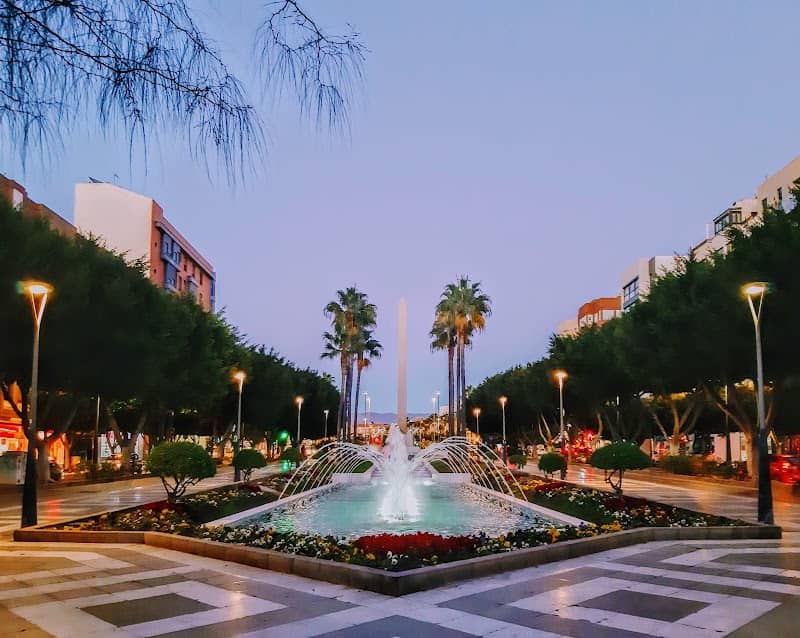 Fuente del Obelisco - Image 2