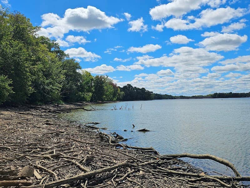 Middlefork cove - Image 1