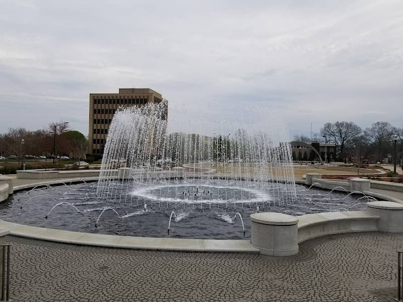 Fountain Park - Image 1