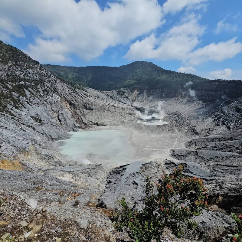 Mount Tangkuban Parahu - Image 1