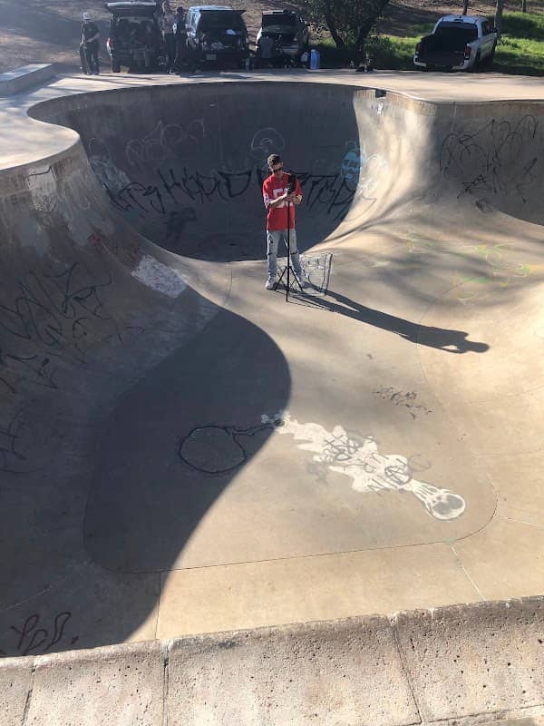 Skate park - Image 2