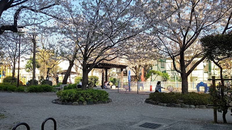 Kamata 1-chome Park - Image 2