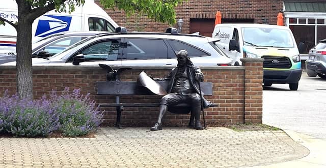 Benjamin Franklin Statue - Image 2
