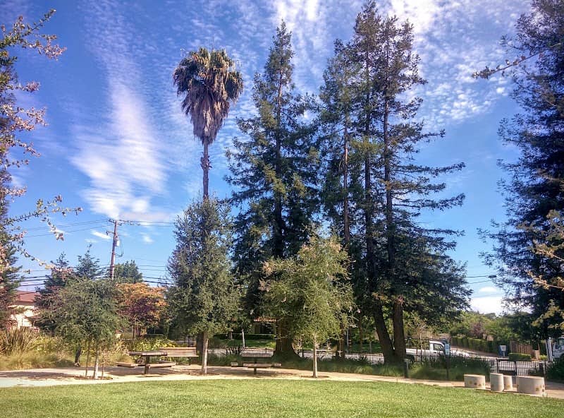 Franco Park - Image 1