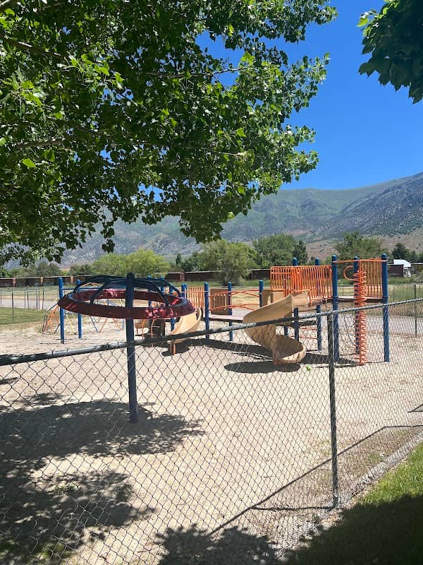 Honeyville Park - Image 1