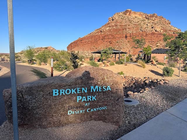 Desert Canyons Park - Image 1