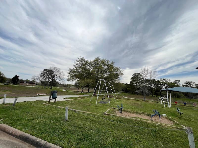 Forest Bend Park - Image 1