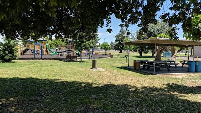 Beard Park - Image 1