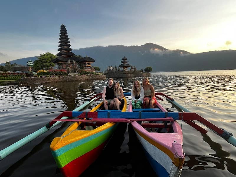 Ulun Danu Temple Boat Tour - Image 1