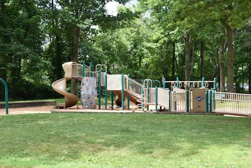 Morton Community Park - Image 1