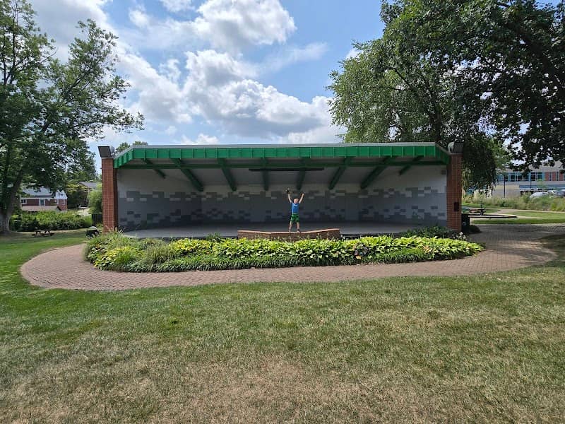 Shamrock Park - Image 1