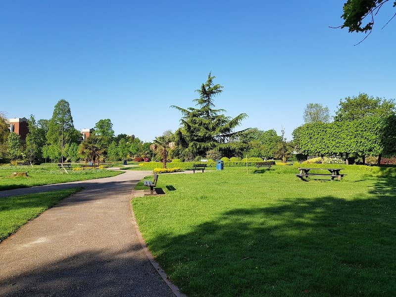 Memorial Gardens - Image 2