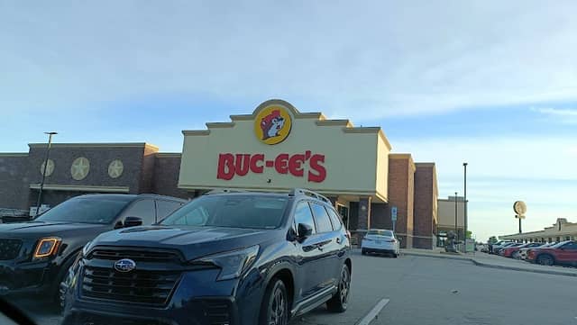 Buc-ee's - Image 1