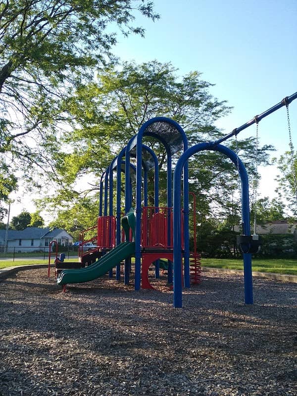 Tot Lot Park - Image 2
