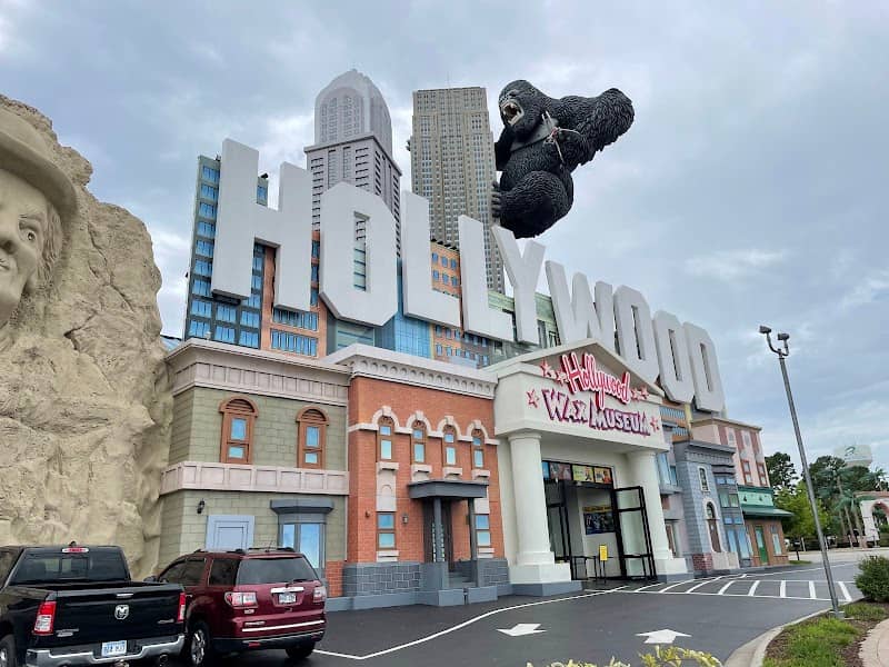 Hollywood Wax Museum - Image 1