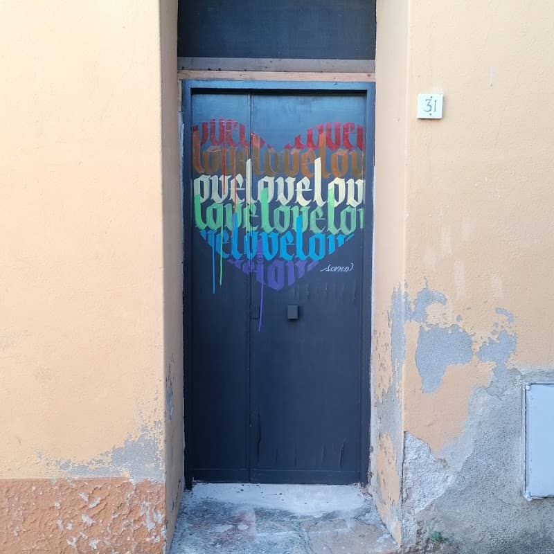 Murales Heart (@pezzidisano) - Image 1