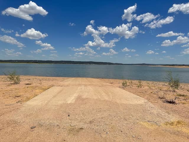 Low water boat ramp - Image 1