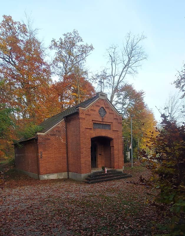 Ehrenmal Günzburg - Image 2