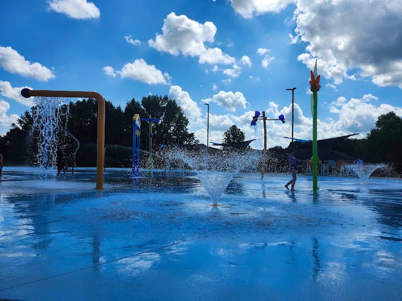 Paris Splash pad - Image 1