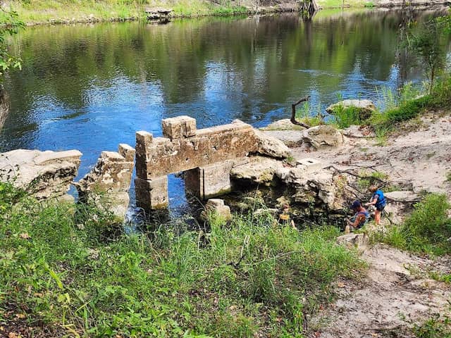 Natural Spring Grotto - Image 2