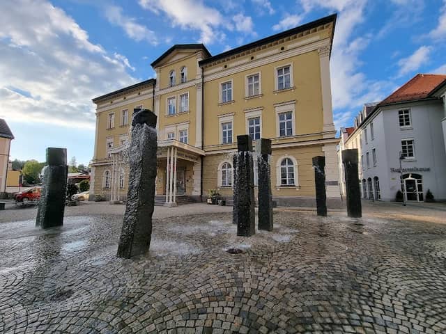 Sieben Steine Brunnen - Image 1