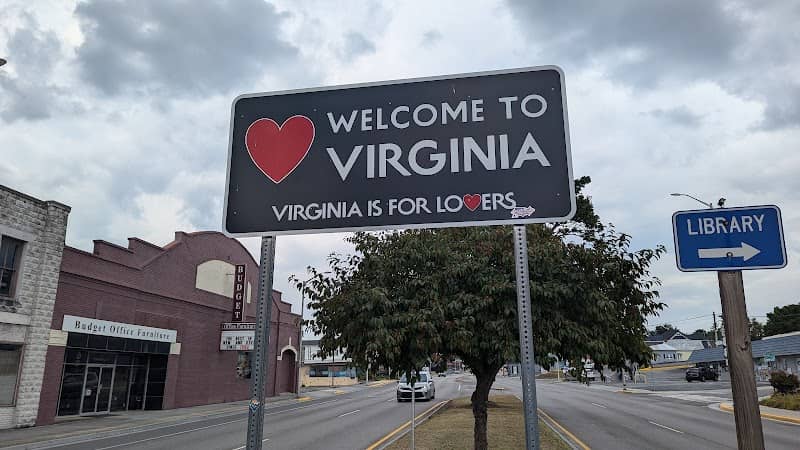 Virginia State Border Sign - Image 1