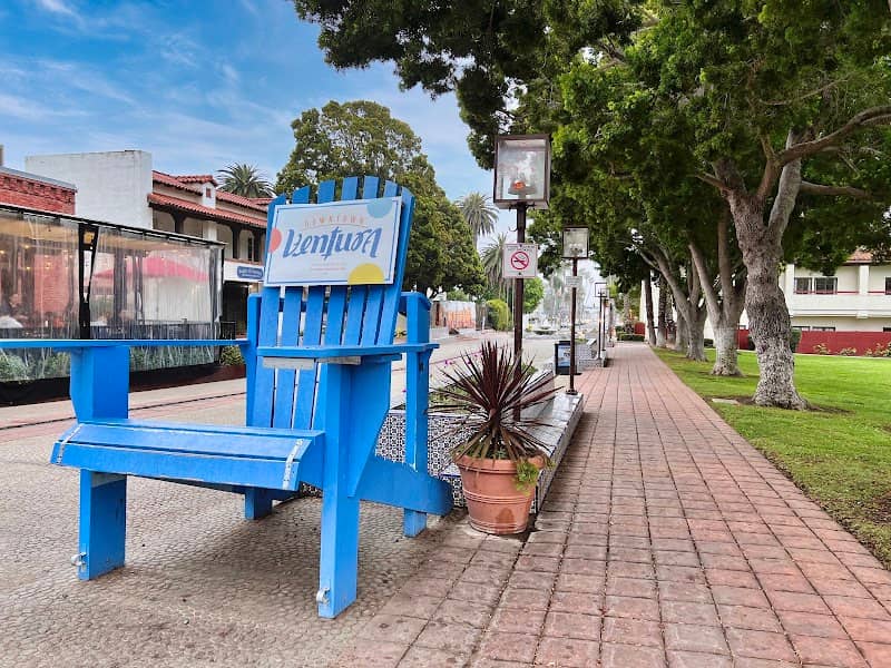 Giant Beach Chair - Image 2