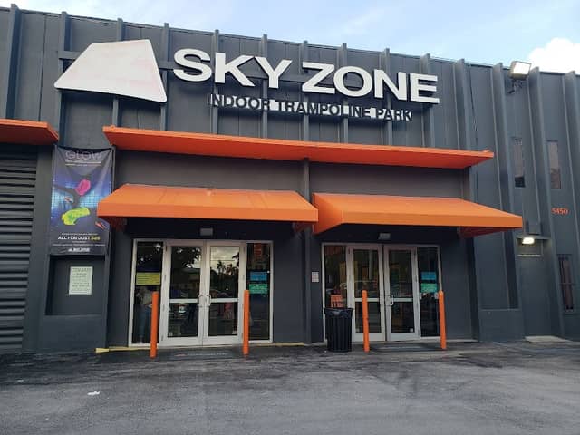 Sky Zone Trampoline Park - Image 3