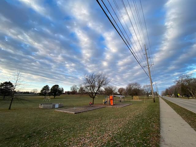 Holmes Park - Image 2