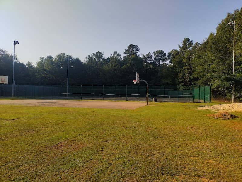 Double Churches Park - Image 1