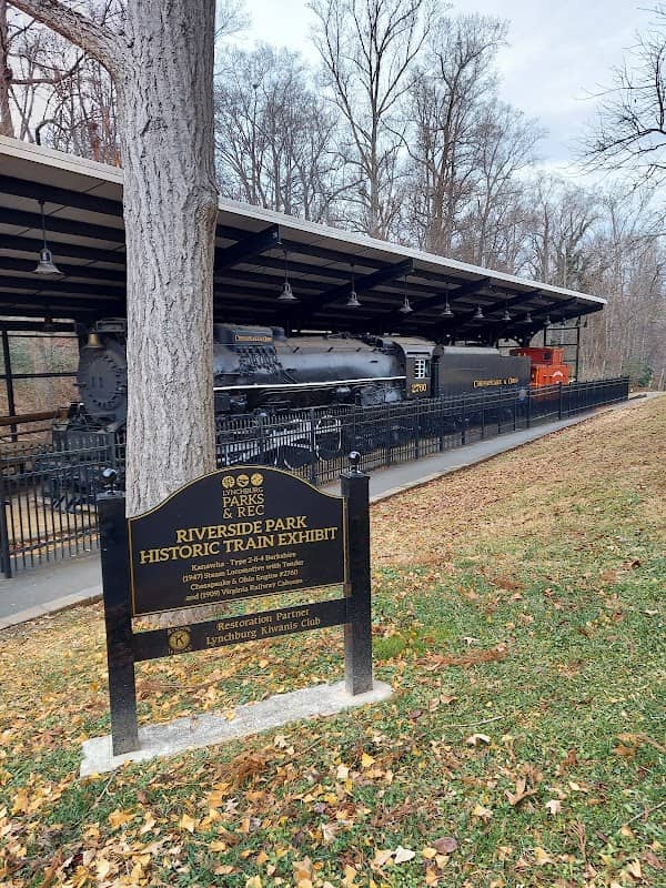 Riverside Park - Image 1