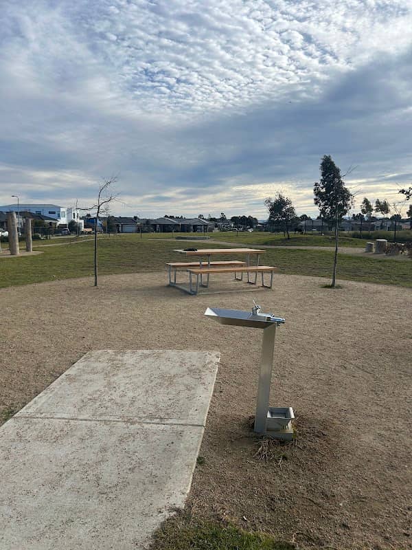 Beveridge Dog Park - Image 1