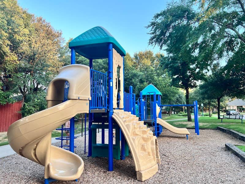 Cumberland Park - Image 1