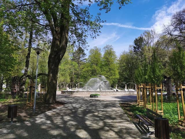 Motylia Fountain - Image 1