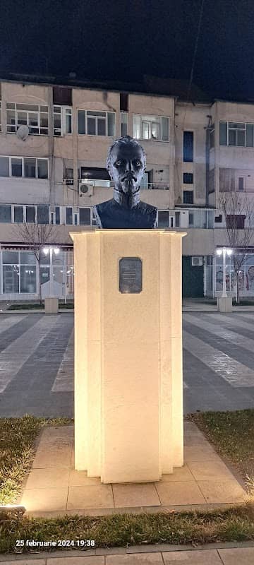 Statuia lui Alexandru Ioan Cuza - Image 1