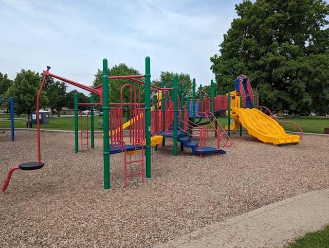 Sunrise Park - Image 1