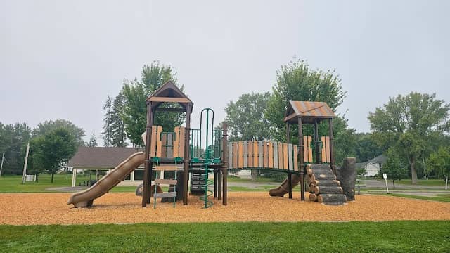 Evergreen West Park - Image 3