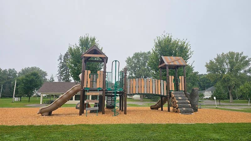 Evergreen West Park - Image 3