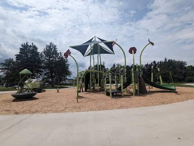 Meacham Place Park - Image 1