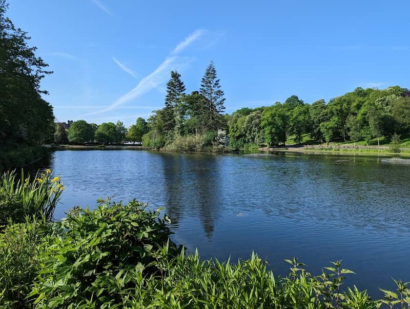 Queens Park - Image 2