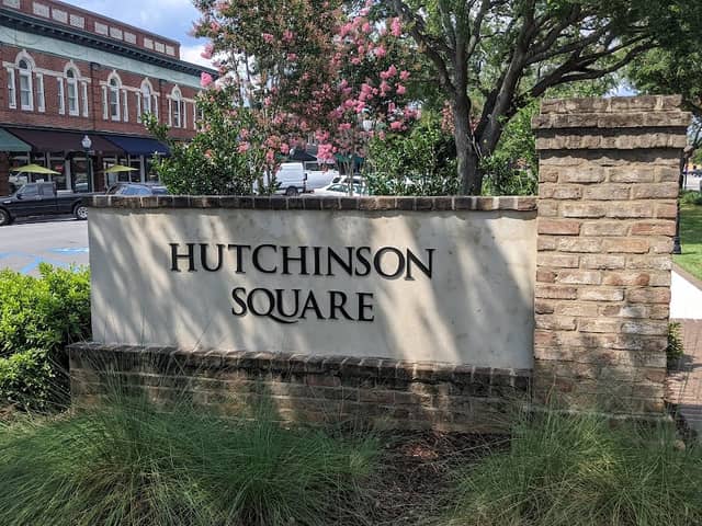 Hutchinson Square - Image 1