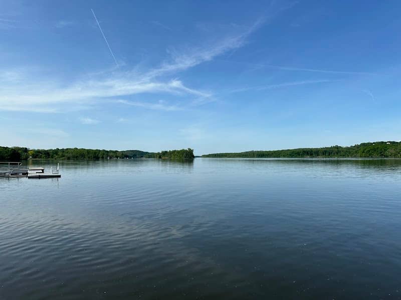 Riverside Park - Image 1